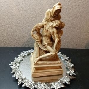 EXQUISITE Signed Ruggeri 7" Carrara Marble Replica of Michelangelo's Pietà.